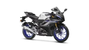 Yamaha R15 V4